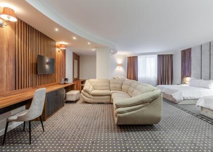 room 119 thumbnail 5